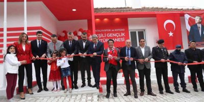 Antalyaspor Ekşili Gençlik Kütüphanesi açıldı