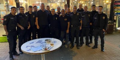 Polis Devriye Ekipleri İftarda İş Adamının Misafiri Oldu
