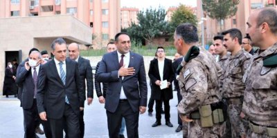 Başkan Yılmaz, Emniyet Mensupları Ve Şehit Aileleriyle İftarda Buluştu