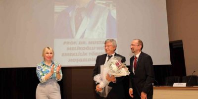 Prof. Dr. Mustafa Melikoğlu törenle emekli oldu