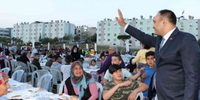 Toroslar’da Her Gün Yüzlerce Kişi Aynı Sofrada Buluşuyor