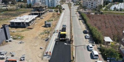 Anamur’da yol yapım çalışmaları sürüyor