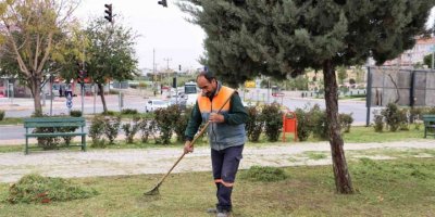 Başkan Yılmaz: “Parklarımızı yenileyerek modern görünüm kazandırıyoruz”