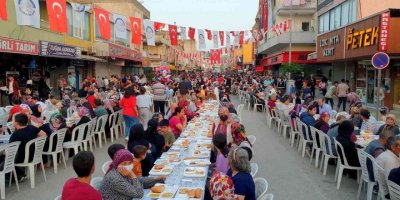 Osmaniye’de Binlerce Kişi İftar Sofrasında Bir Araya Geldi
