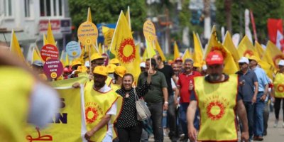 Mersin’de 1 Mayıs Coşkusu