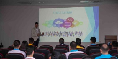 Belediye ambulans birimi personeline ’etkili iletişim teknikleri’ eğitimi
