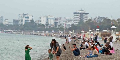 Antalya’da bayram tatili bereketi: Doluluk oranı yüzde 80’e ulaştı