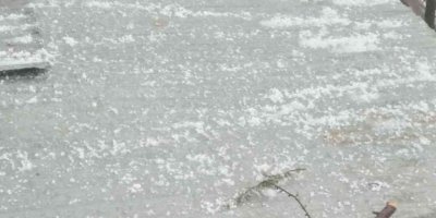 Adana’da dolu yağışı etkili oldu