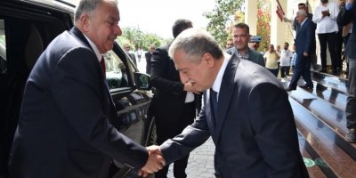 Başkan Yılmaz, Teksöz’ü Tebrik Edip Destek Verdi