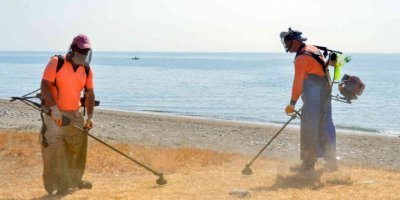 Mersin Büyükşehir Belediyesi, plajları yaza hazırlıyor