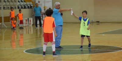 Çocuk Oyunları Ve Oyuncakları Festivali