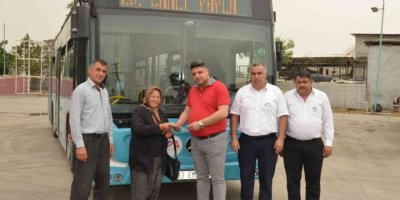 Belediye Otobüsü Şoförlerinden Örnek Davranış