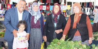 Hassa’da çatısı çöken semt pazarı yeniden hizmete girdi