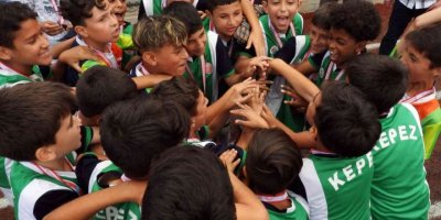 Kepez’de 19 Mayıs Futbol Şenliği