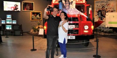 En eskisi 65 yaşında 70 aracın yer aldığı müze ziyaretçilerine kapılarını açtı