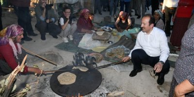 Vali Pehlivan Çiftçilerle Bir Araya Geldi