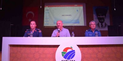 Kumluca’da daire amirleri ve muhtarlara "kırım kongo kene” bilgilendirmesi