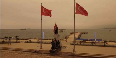 İskenderun’da toz bulutu etkili oluyor