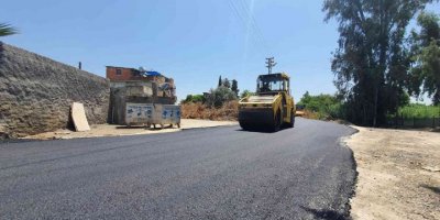 Mersin’de asfaltlama çalışmaları sürüyor