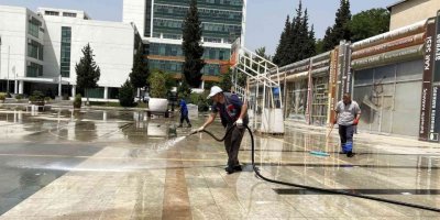 Büyükşehir’den toz taşınımına müdahale