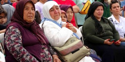 Osmaniye’de Hacı Adayları Dualarla Kutsal Topraklara Uğurlandı