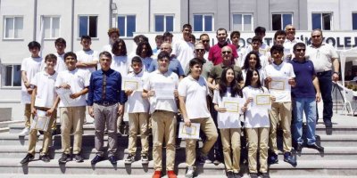 Antalya OSB Teknik Koleji’nde karne mutluluğu