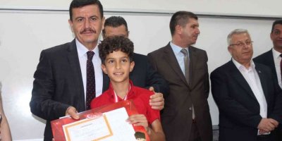 Burdur’da 42 bin 430 öğrenci karne aldı