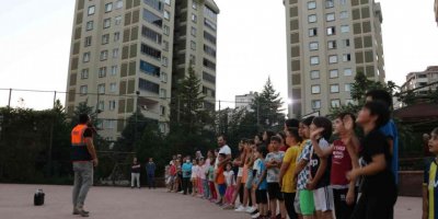 Kahramanmaraş’ta Sitede Deprem Tatbikatı