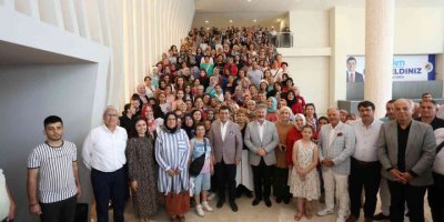 AKMEK’in yıl sonu sergisine yoğun katılımlı açılış