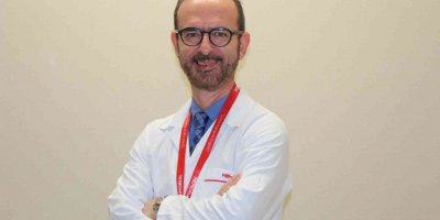 Karın germe ameliyatında sigara içenler ve şeker hastalarında yara problemleri yaşanabiliyor