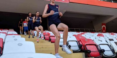 Filenin genç akrepleri stadyumda çalıştı