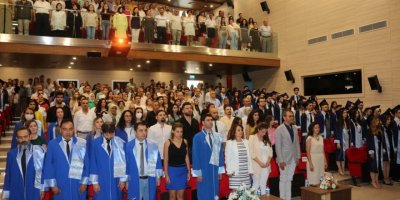 Akdeniz Üniversitesi Diş Hekimliği Fakültesi’nde 10. yıl gururu