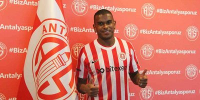 Antalyaspor’dan 3 imza birden
