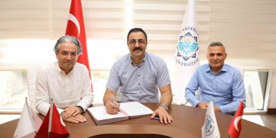 Alkü’de Toplu İş Sözleşmesi Yenilendi