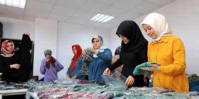 Kursiyerlerden İhtiyaç Sahiplerine Bayram Hediyesi