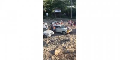 Şoförü Bulamayınca Bilek Güçlerini Devreye Soktular