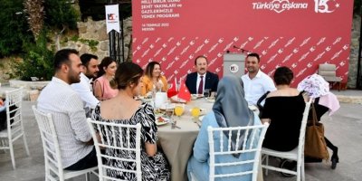 Vali Pehlivan, Şehit Aileleri Ve Gazilerle Bir Araya Geldi