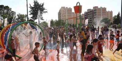 Su Oyun Parkları Yüreğirli Çocukların Eğlence Merkezi Oldu