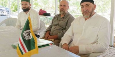 Soltıkhanov: “kadirov, Rusların Emellerine Hizmet Ediyor"