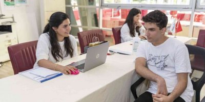 Engelli öğrenci, engelleri Büyükşehir Belediyesinin desteği ile aştı