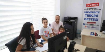 Büyükşehirden, üniversite adaylarına ücretsiz tercih desteği