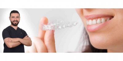 Şeffaf plakla dişler simetrik bir görüntüye kavuşuyor