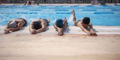 Mersin’de 4 Bin Kişi Yüzmeyi Öğrendi