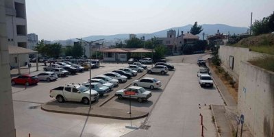 Kozan’da hastane çevresindeki park sorunu çözüldü