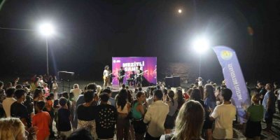 Tece sahillerinde yaz konseri coşkusu