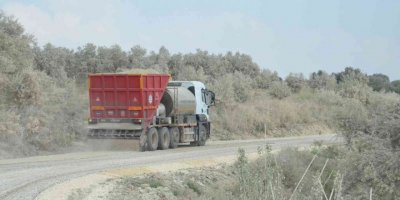 Mersin’de yol çalışmaları sürüyor