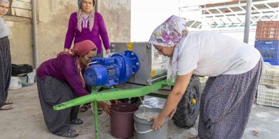Üzüm sıkma makinesi hibesi üreticilerin yüzünü güldürüyor