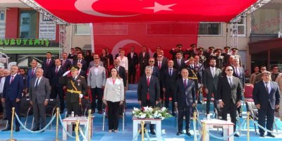 30 Ağustos Zafer Bayramı’nın 100. Yılı Osmaniye’de Coşkuyla Kutlandı