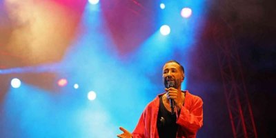 Büyük Zafer’in 100. yılı Tan Taşçı konseriyle kutlandı