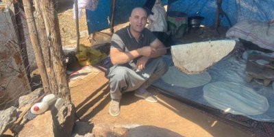 Kepenek ve şalvar giydi çobanlık yaptı bazlama pişirdi